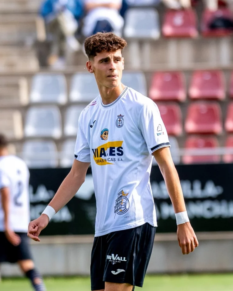 El Elche llega a un acuerdo con el Conquense para hacerse con los servicios de Mark Motilla