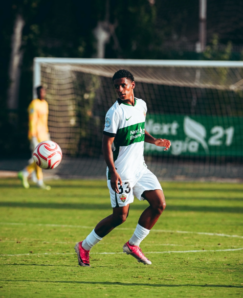 Seydou Kourouma, del barro de Tercera FFCV a poder debutar con un Primera División